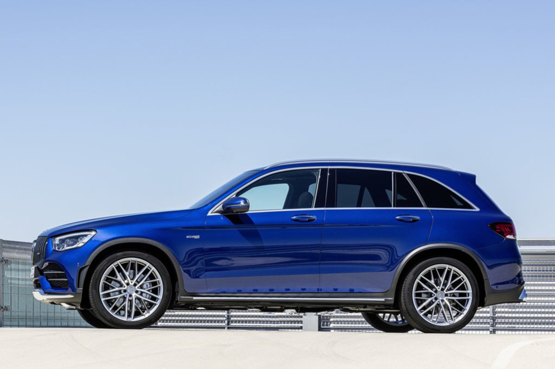 Mercedes-Benz-GLC43_AMG_4Matic-2020-1024-07.jpg