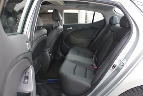 Editorial 2015 kia optima hybrid chase 005
