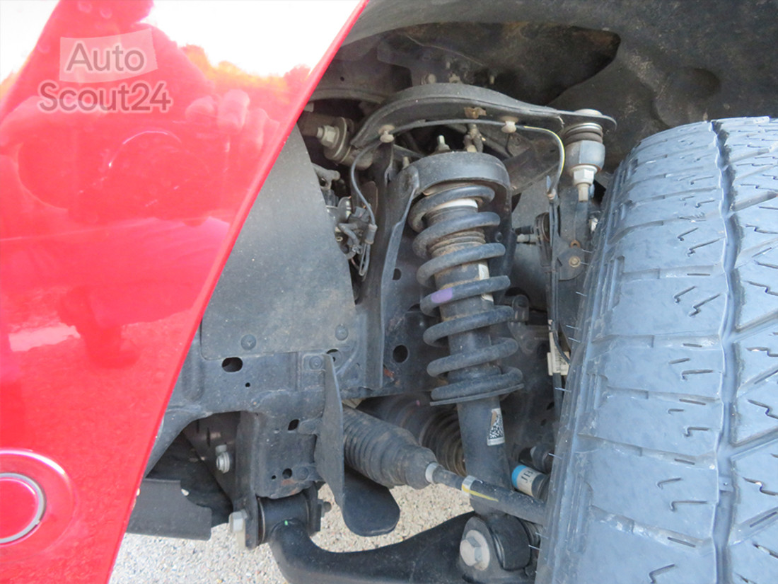 30 ford ranger suspensión delantera.jpg