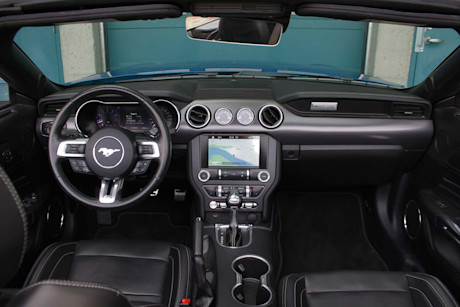 Ford Mustang EcoBoost Premium décapotable 2019 : essai routier Body Image