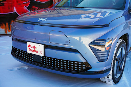 Editorial 2024 hyundai kona electric ultimate td 240404 11 jl