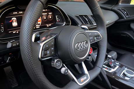 Essai routier : Audi R8 Spyder V10 Plus 2018 Body Image