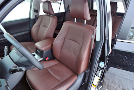 Editorial 2015 toyota 4runner limited 5 passenger ts 13
