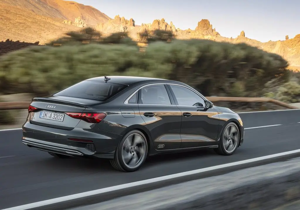 Audi-A3 Sedan-2021-1024-14