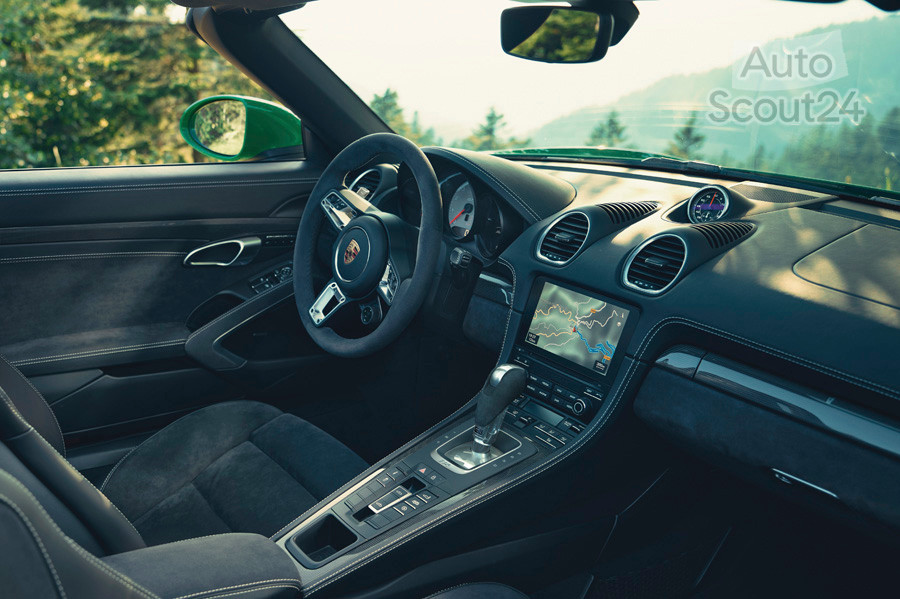 Porsche 718 GTS PKD 01.jpg