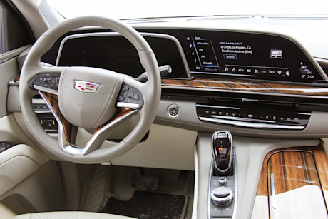 Editorial 2021 cadillac escalade esv premium luxury platinum 16 dw