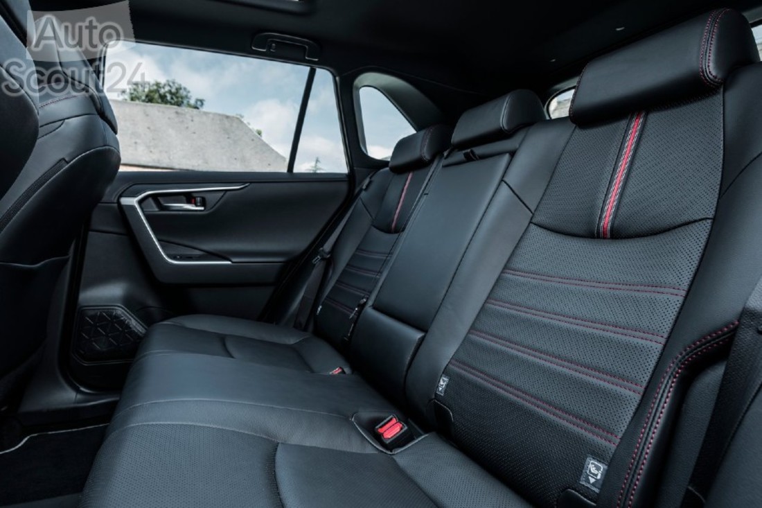 Toyota-RAV4_Plug-in_Hybrid-2021-1280-4f (1).jpg