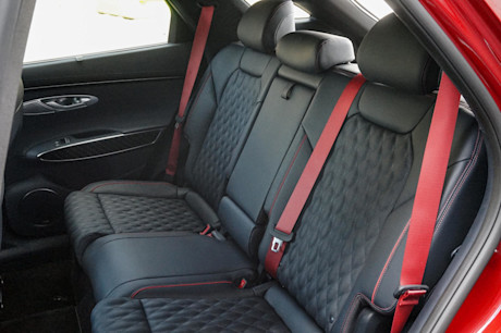 Editorial 2022 genesis gv70 35t sport plus awd 26 jl