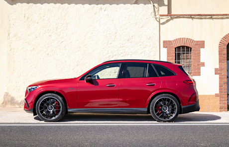 Editorial 2025 mercedes amg glc 63 s fd 231016 05 jw