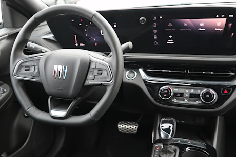 Editorial 2025 buick envista td jm 250307 28