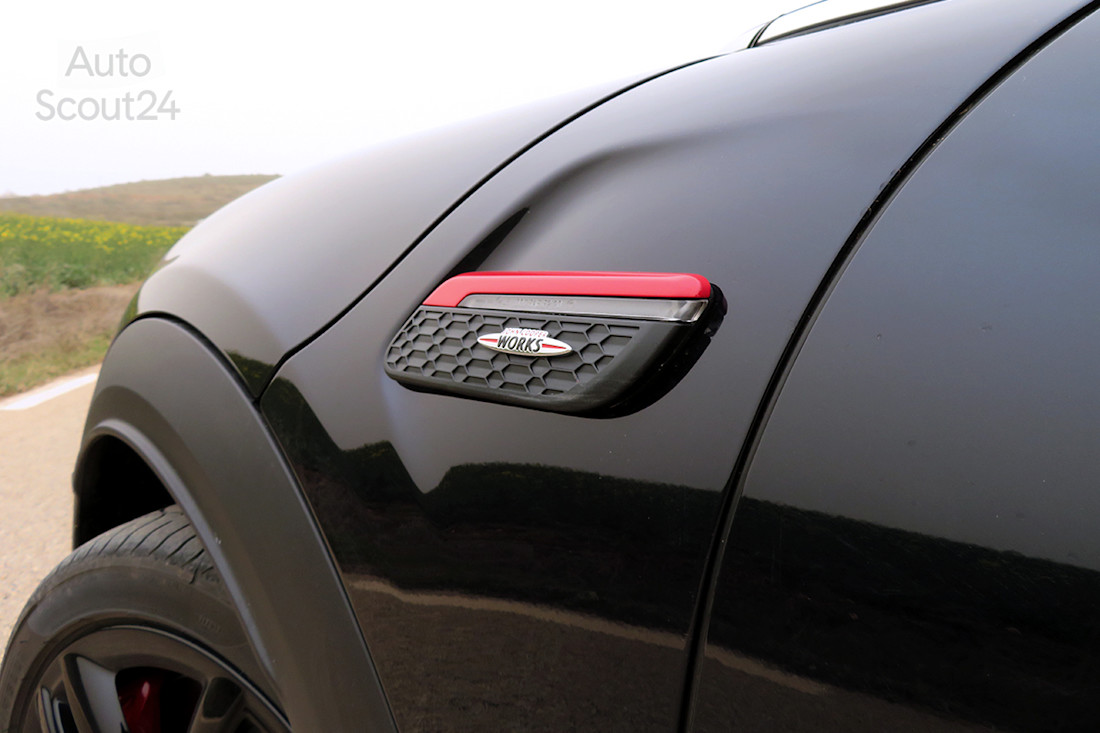 10_mini cabrio jcw_intermitente.JPG