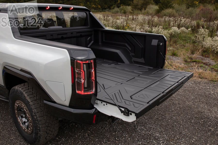 GMC-Hummer_EV-2022-1280-28.jpg