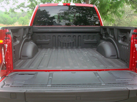Editorial 2022 ford f 150 lightning 17 bc fr