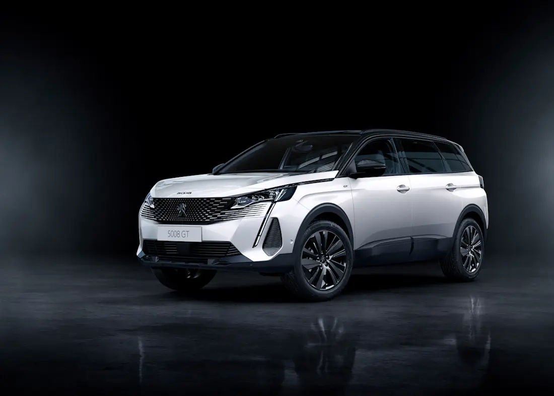 Peugeot 5008 1.jpg