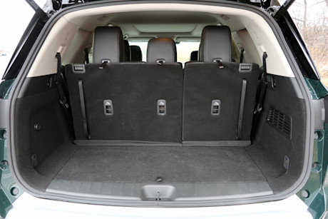 Editorial 2024 nissan pathfinder platinum td 240226 18 jm