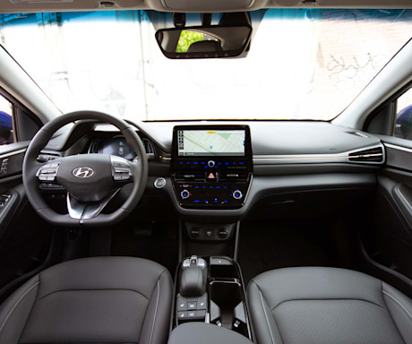 Editorial 2020 hyundai ioniq electric ultimate 21 sm