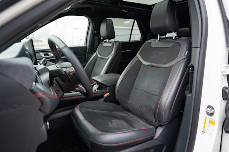 Editorial 2025 ford explorer st td jw 250127 8