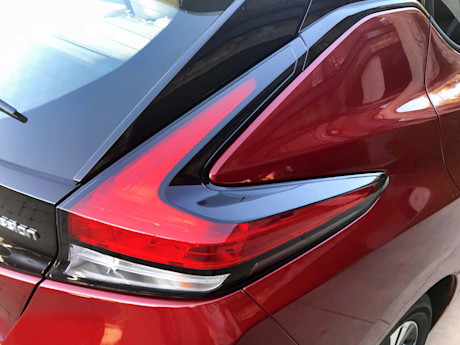 Editorial 2018 nissan leaf 15 gw