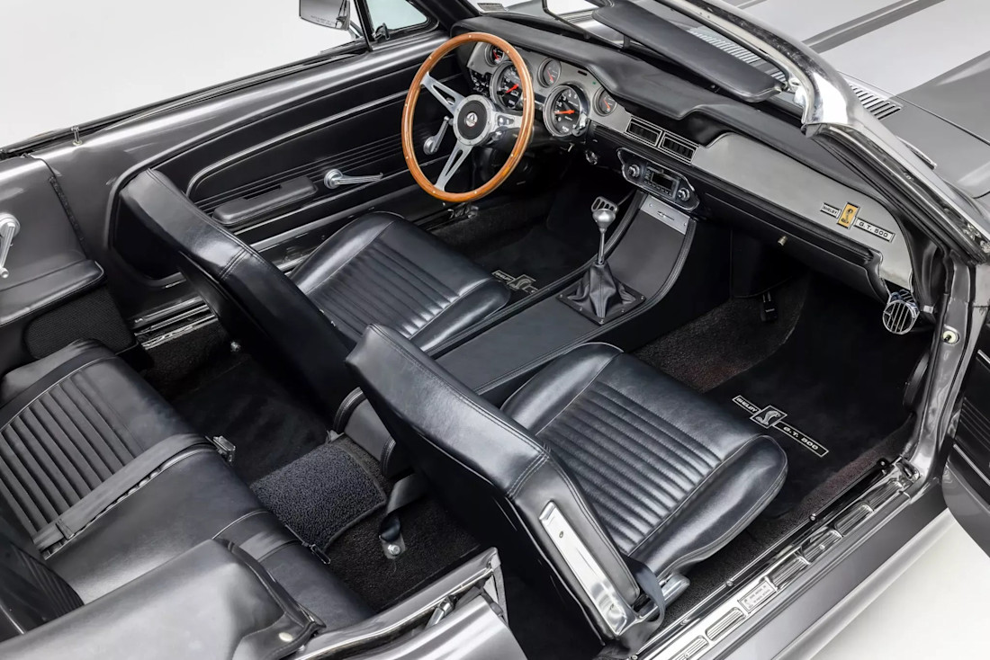 Ford-Mustang-Eleanor-Convertible-interior (3).jpg