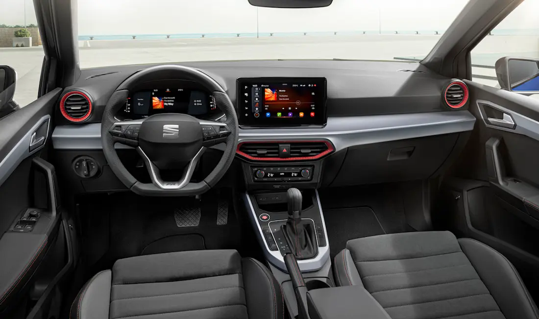 AS24 Seat Arona dashboard