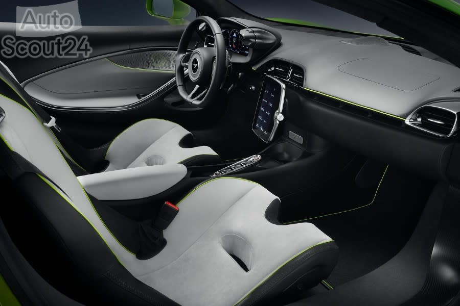 McLaren-Artura-2022-1280-27 (2).jpg