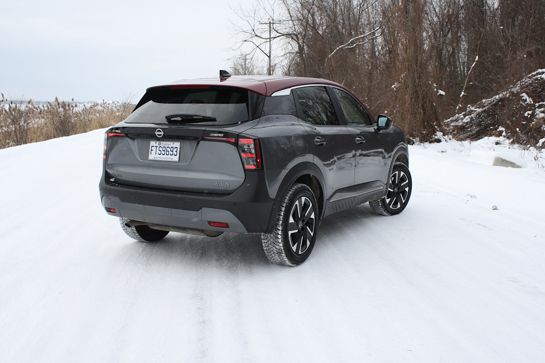 2026 Nissan Kicks - TD - DB - 260106 - 8.jpg