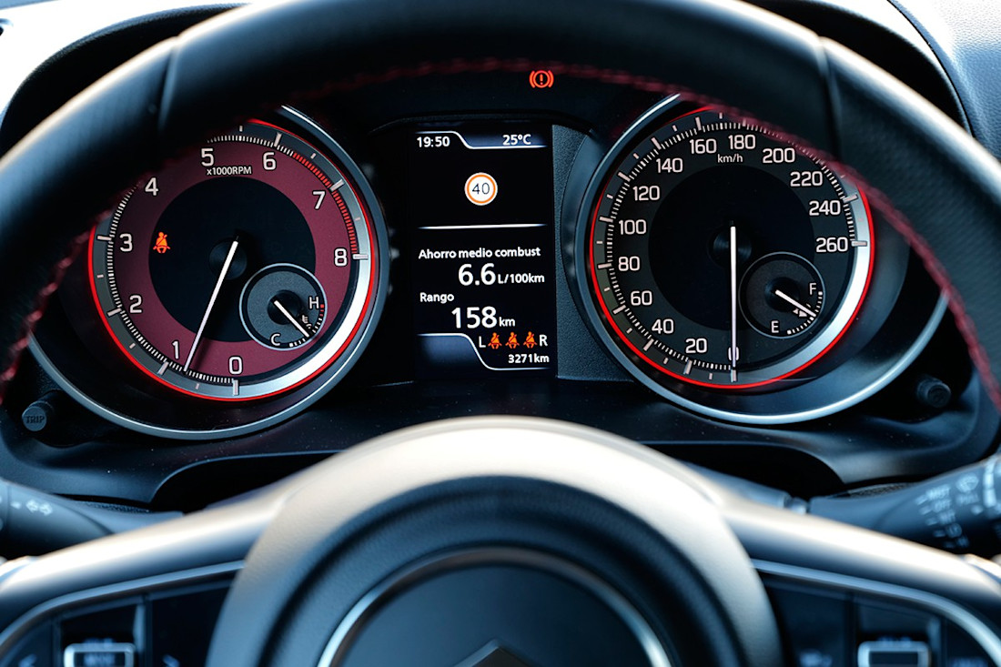 Prueba Suzuki Swift Sport 48v mild hybrid 2020 Ruben Fidalgo (34).jpg