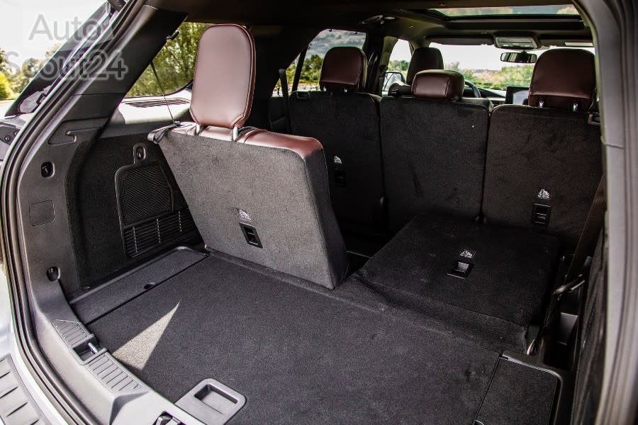 FORD_2020_EXPLORER_62 (1).jpg