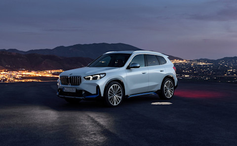 BMW iX1