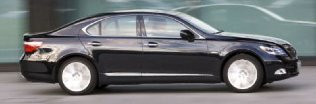 Presentatie: Lexus LS 600h – Milieuvriendelijker directievervoer