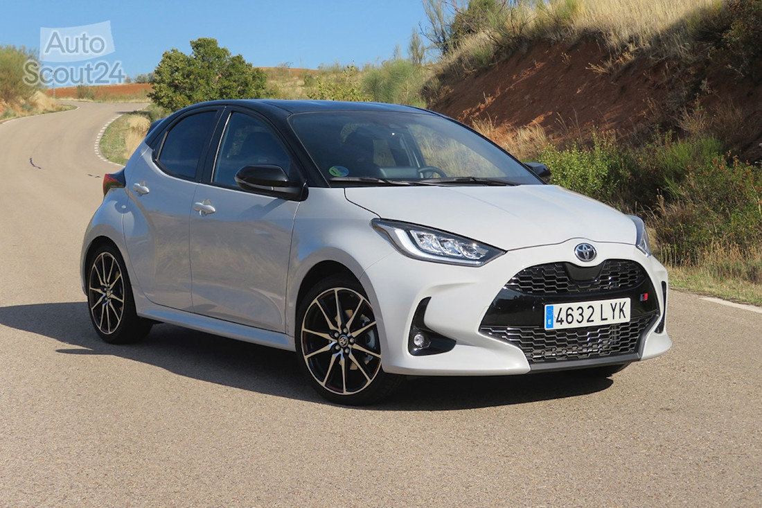 2_toyota_yaris_gr.JPG