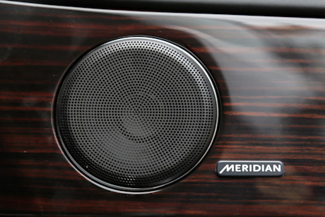 Editorial 2015 jaguar xj lwb awd portfolio ts 28