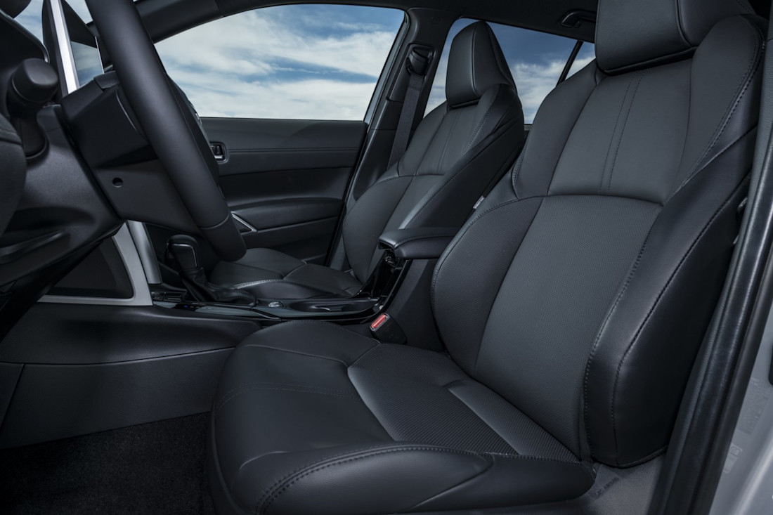 toyota-corolla-cross-hybrid-2022-4.jpg