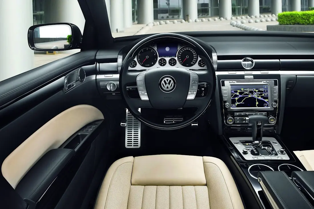 VW-Phaeton-Gebrauchtwagen-Interieur