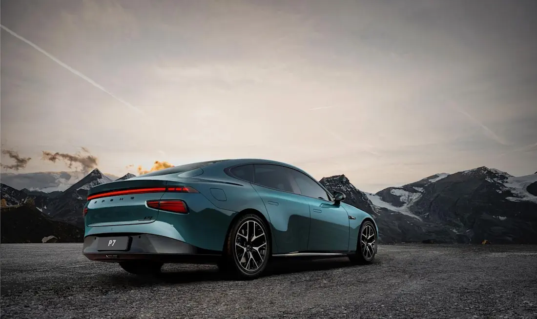 XPENG-P7 (3) XPENG-P7 (3)