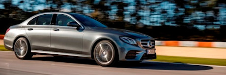 Eerste contact: Mercedes E-klasse – Uw chauffeur en uw engelbewaarder