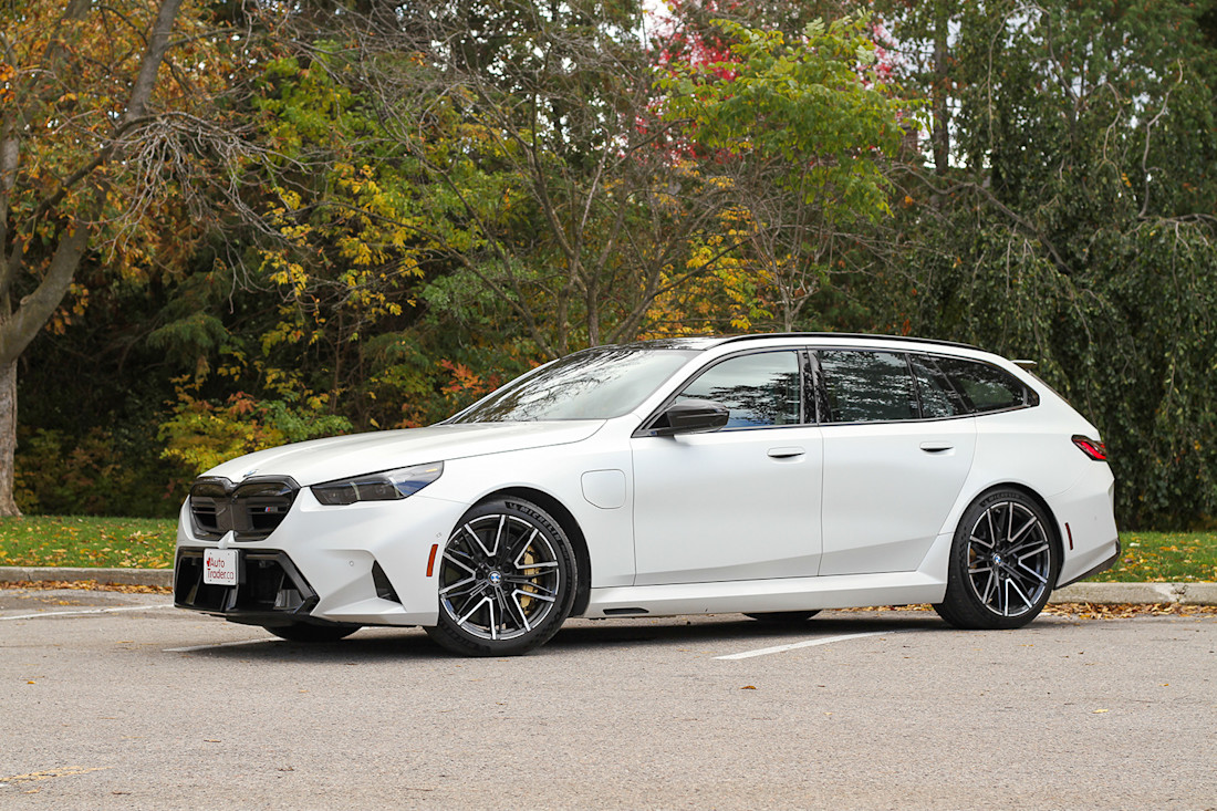 2025 BMW M5 Touring Review Body Image