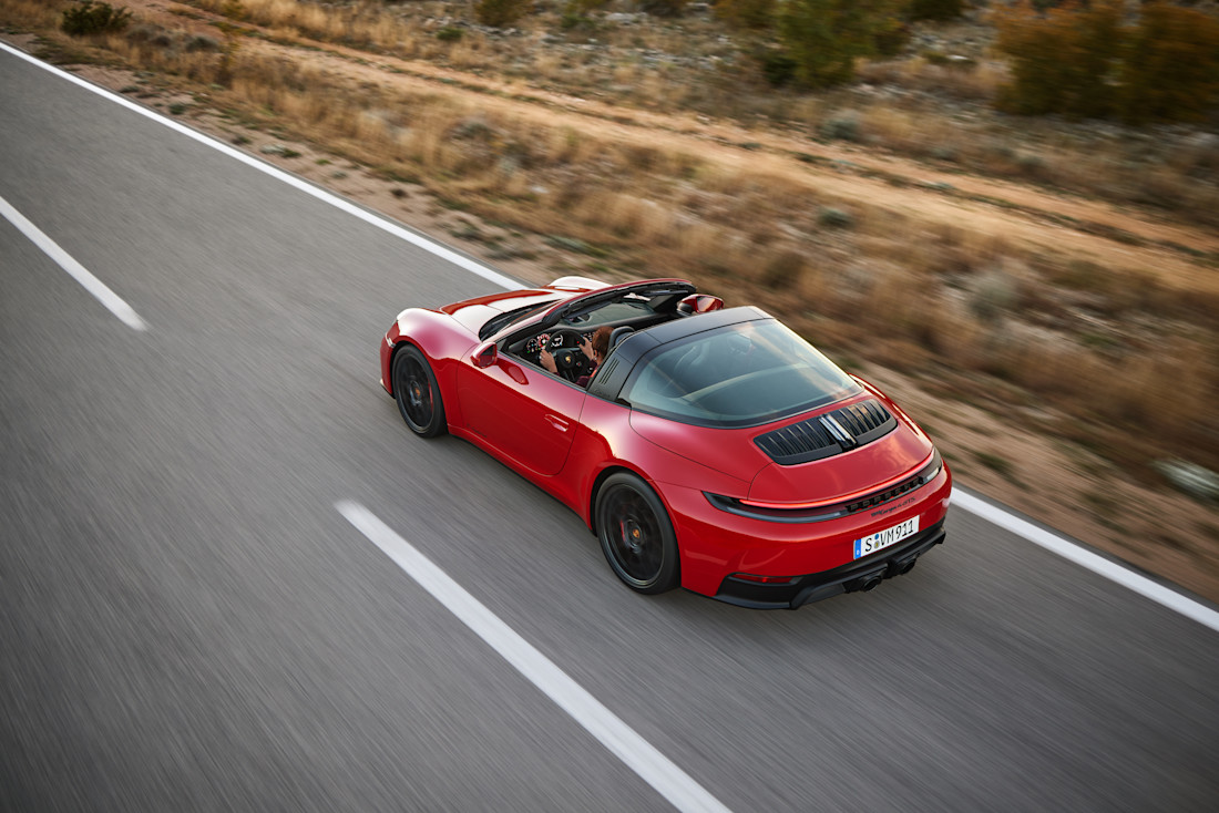 porsche 911 targa 4 gts