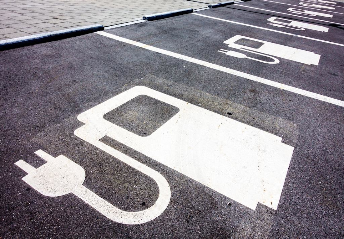 Bundeskanzler/in soll Elektroauto fahren!