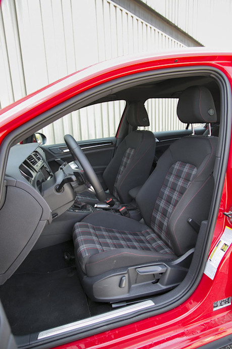 Editorial 2015 volkswagen gti 5 door performance package jw 11