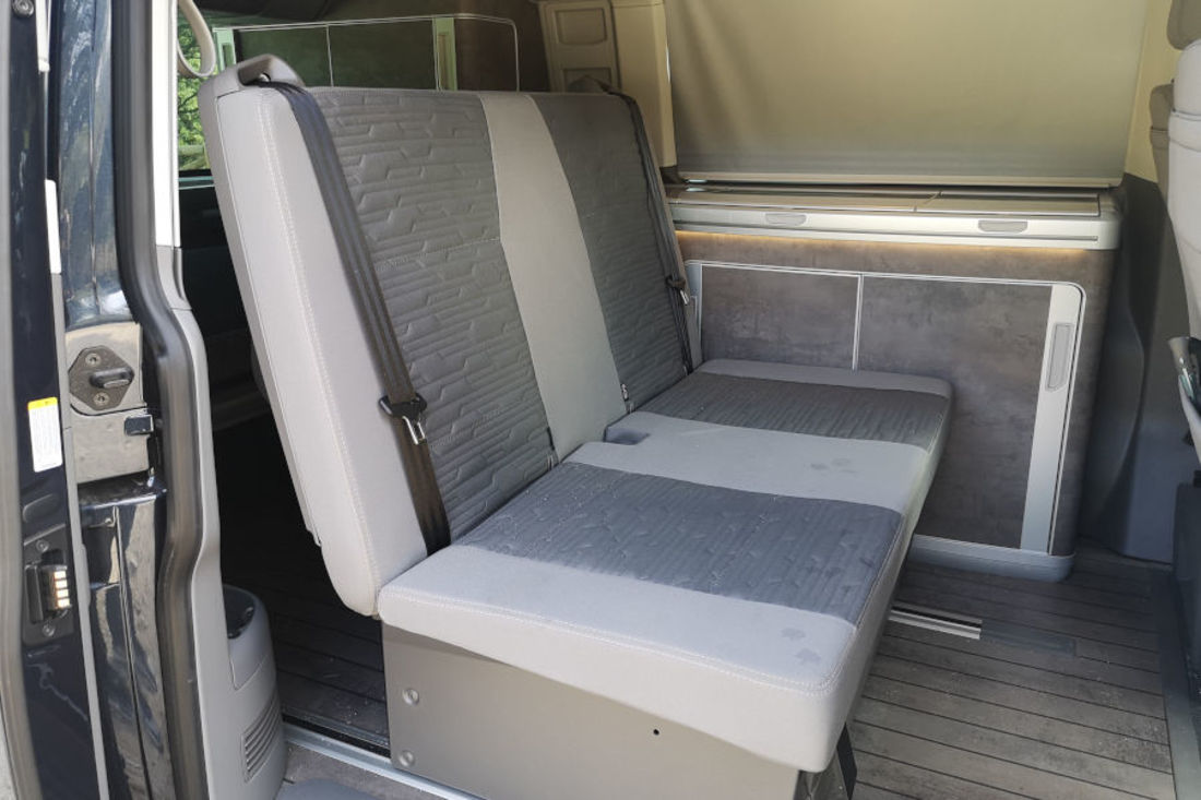 Volkswagen-california-ocean-2023-autoscout24 (11).jpg