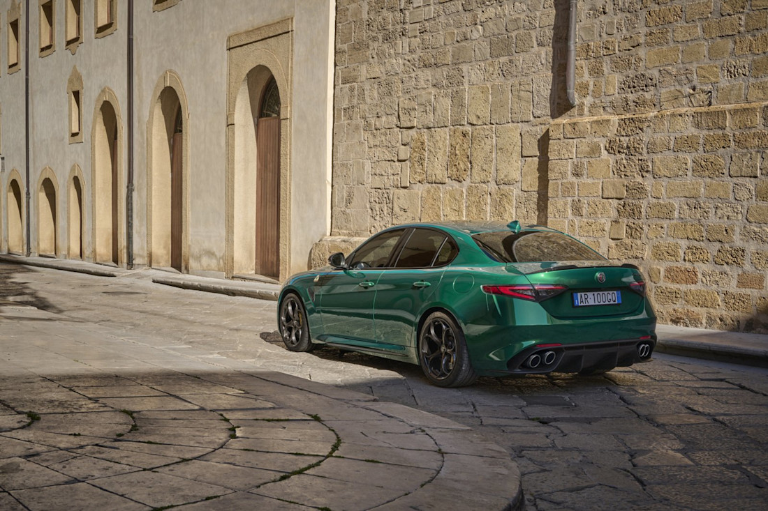alfa-romeo-giulia-stelvio