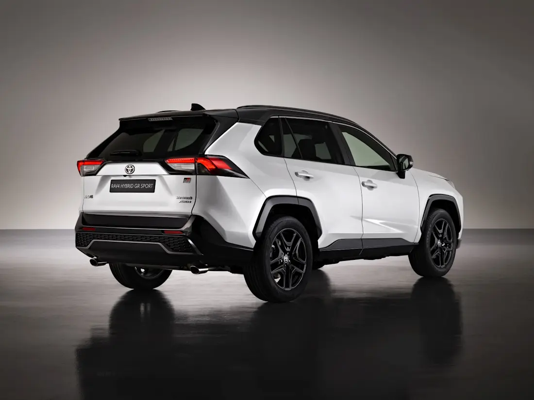 2022 RAV4 HYBRID GRS EXT 002