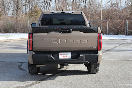 Editorial 2025 toyota tundra hybrid td jm 250237 16