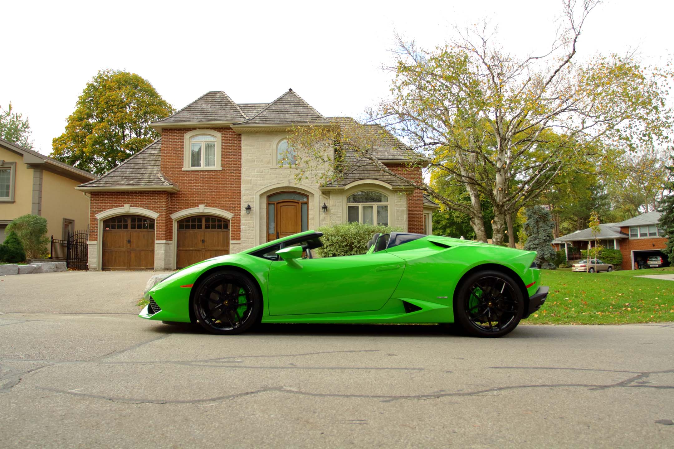 2017 Lamborghini Huracán LP610-4 Spyder Test Drive Review