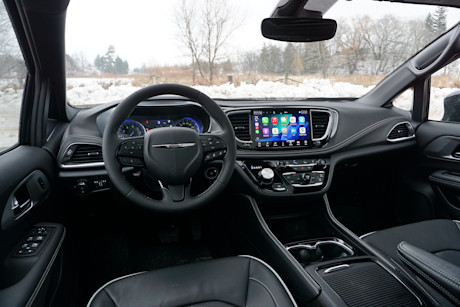 2026 Chrysler Pacifica AWD Review + Video Image