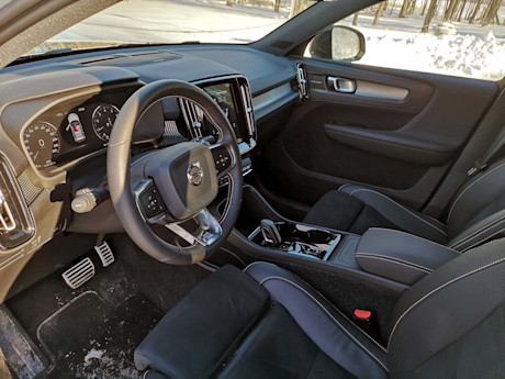 Volvo XC40 2020 : essai routier Body Image