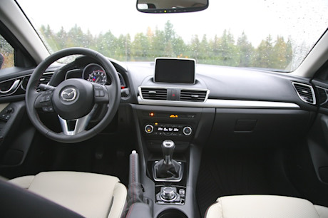 Editorial 2015 mazda mazda3 jb 6 3845