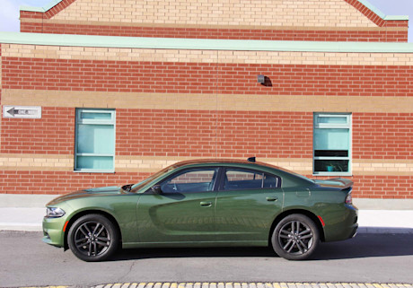 Editorial 2019 dodge charger sxt awd 08 dw
