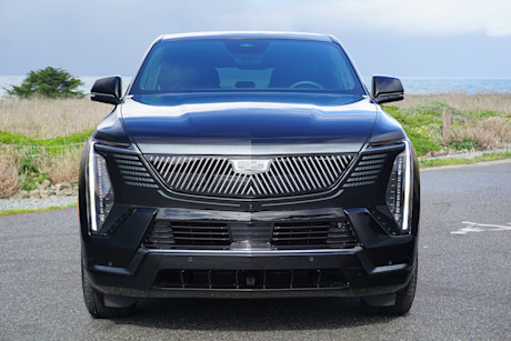 Editorial 2025 cadillac escalade iq fd di 20250313 23